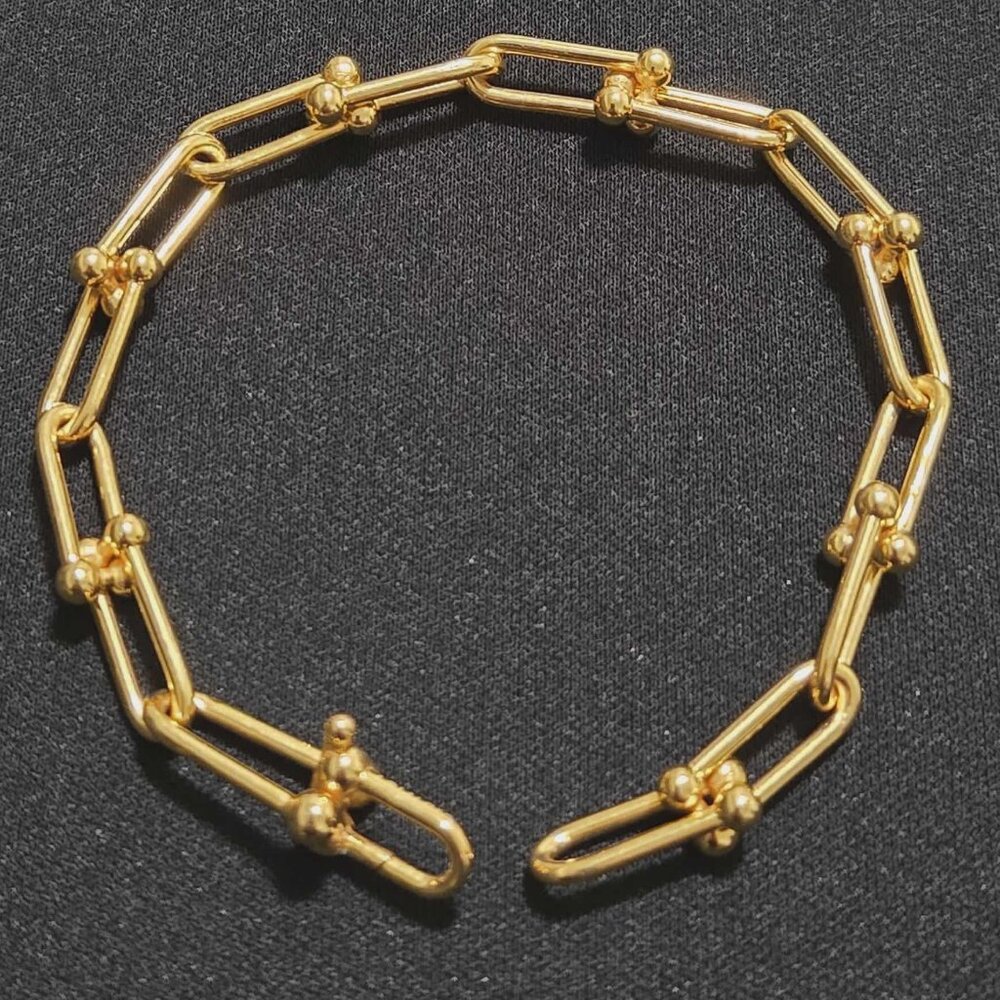 21k Bracelet Hardwarelink design